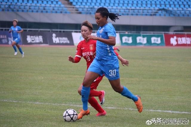 杜锋:为国争光的战士周琦被多次弄倒 有点寒心