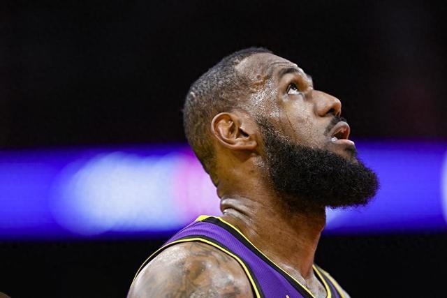 胡明轩三分绝杀 中国男篮险胜尤文图特