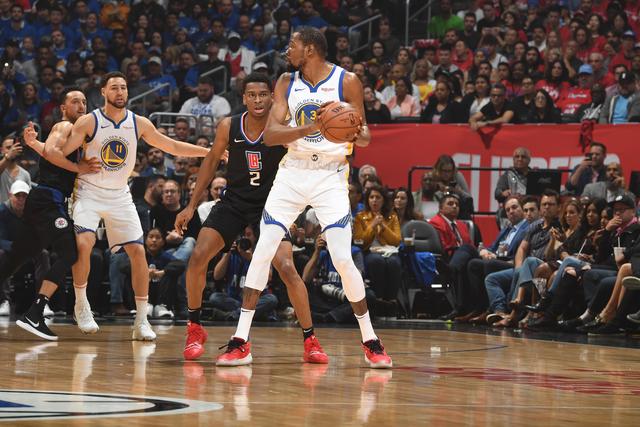 英超-帕尔默双响恩佐破门 切尔西4-3热刺